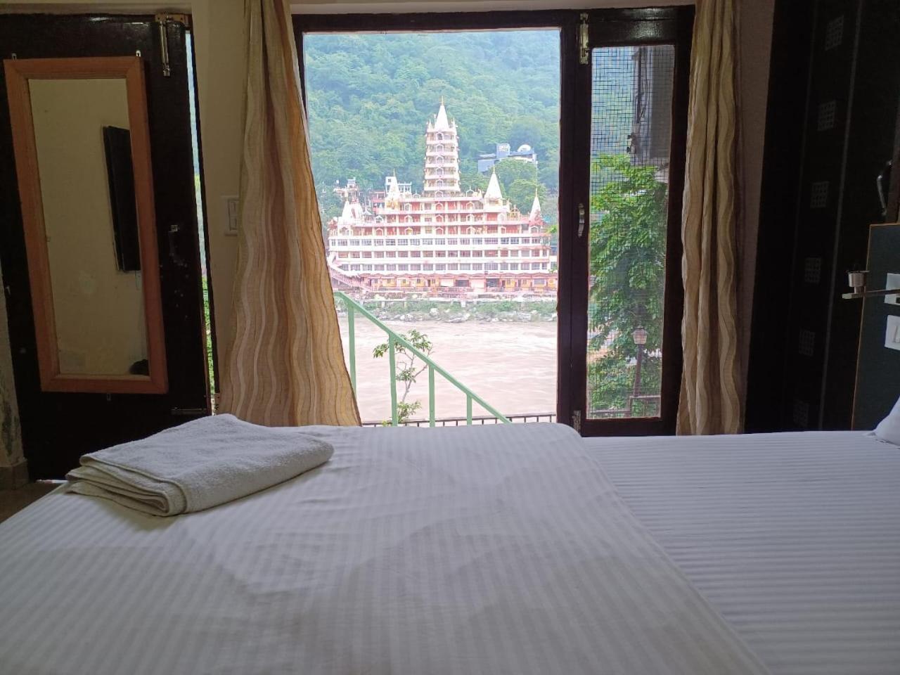 Отель Kunwar Residency Ришикеш Экстерьер фото